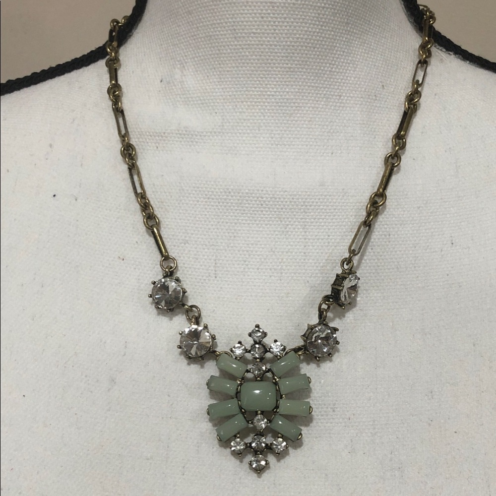 Jewelmint Vintage Rhinestone Green Acrylic Gold Tone Necklace